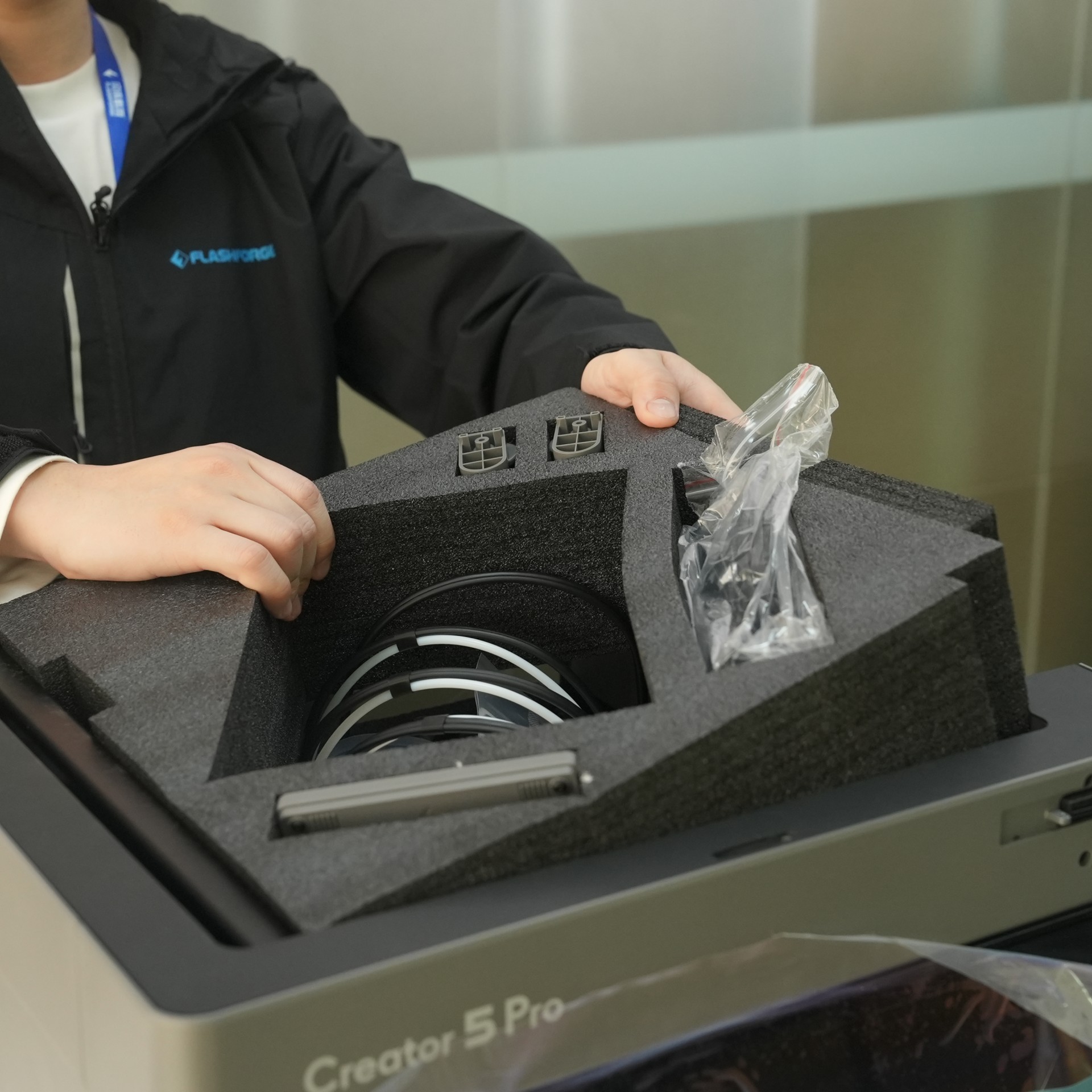 creator5p_unboxing_05.jpg